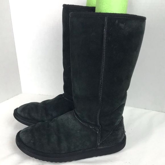 ugg classic tall suede boots